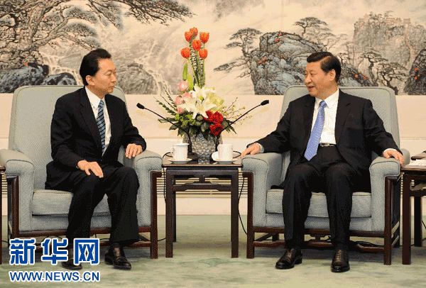 3月23日，国家副主席习近平在北京人民大会堂会见日本前首相鸠山由纪夫